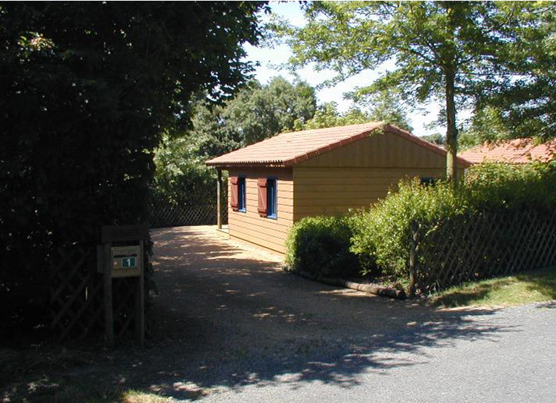 chalets-equipement-camping-coulvee